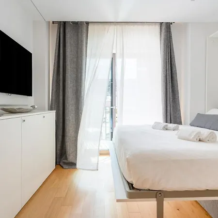 Twelve12 - Universita & Stazione Aparment Bari