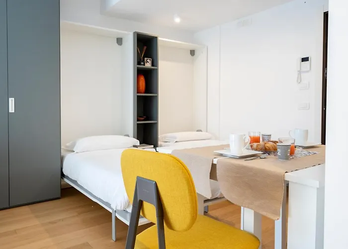 Twelve12 - Universita & Stazione Aparment