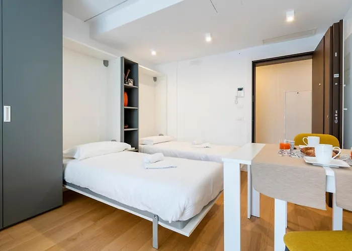 Twelve12 - Universita & Stazione Aparment * Bari