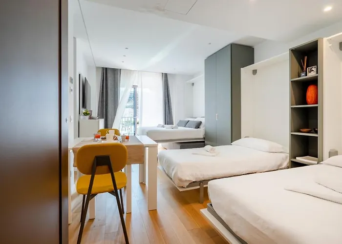 Twelve12 - Universita & Stazione Aparment Apartament