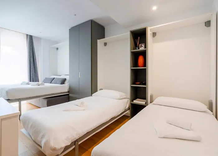 Twelve12 - Universita & Stazione Aparment Apartament *